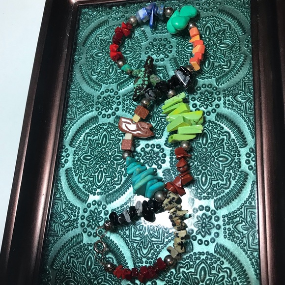 Southwest Mixed Semiprecious Stone Carved Bead Variety 17”L Necklace EVC - Picture 2 of 6